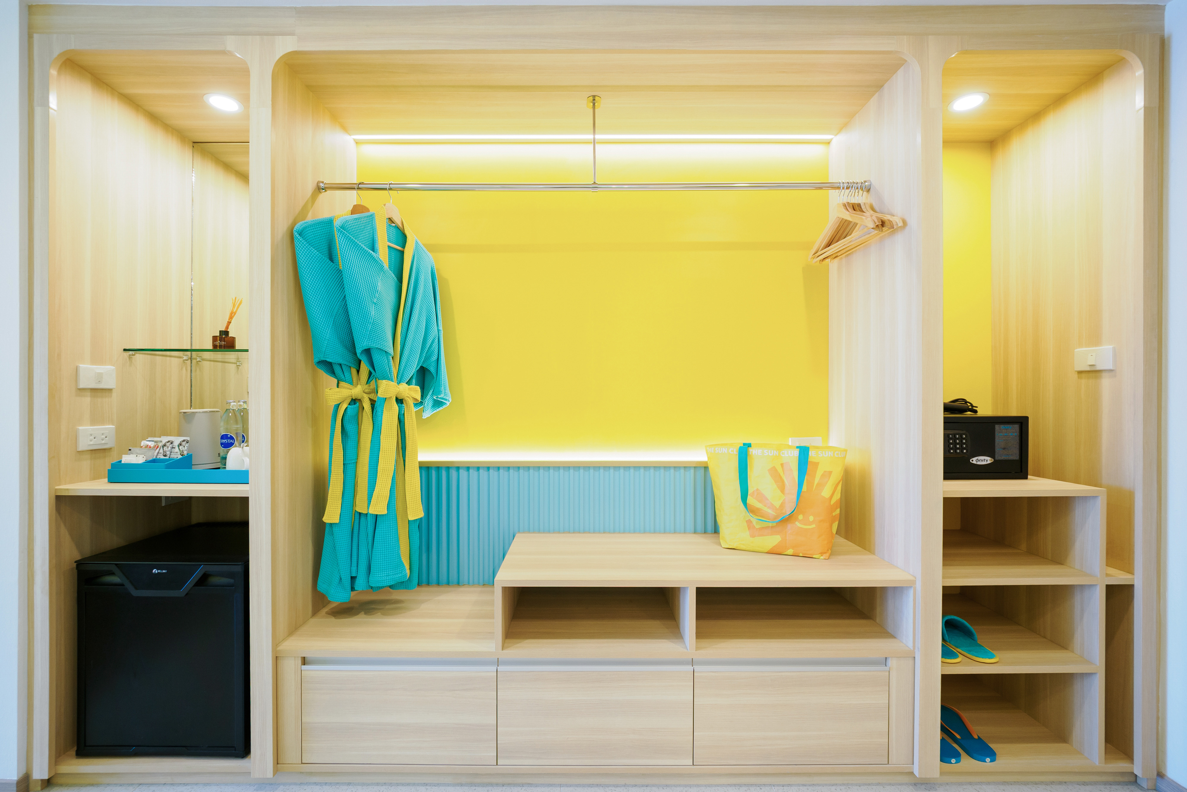 Seaside Sun Room bathroom with separate bathtub